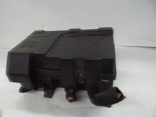 Load image into Gallery viewer, Fuse Box EXPRESS 2500 VAN 2005 - MRK390880
