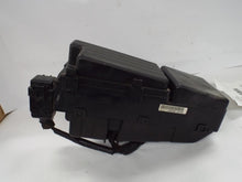 Load image into Gallery viewer, FUSE BOX Honda Accord 2003 03 2004 04 2005 05 2006 06 2007 07 - MRK395184