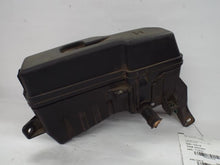Load image into Gallery viewer, Fuse Box Toyota Celica 2001 - MRK404202