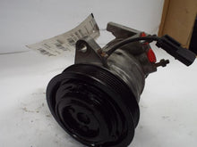 Load image into Gallery viewer, AC A/C AIR CONDITIONING COMPRESSOR Town & Country Caravan 05-07 - MRK404841