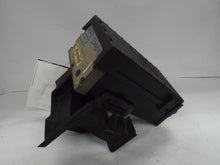 Load image into Gallery viewer, Fuse Box Dodge Caravan 2005 - MRK404845