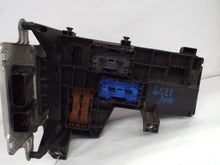 Load image into Gallery viewer, Fuse Box Dodge Dakota 2006 - MRK404958