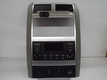 Load image into Gallery viewer, Temperature Controls Dodge Durango 2008 - MRK405486