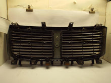 Load image into Gallery viewer, Grille Dodge Durango 2008 - MRK405532