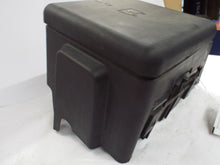 Load image into Gallery viewer, Fuse Box SILVERADO 1500 PICKUP 2005 - MRK407928