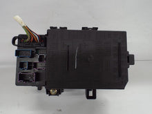 Load image into Gallery viewer, Fuse Box FORD F150 PICKUP 2004 - MRK408105