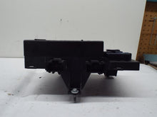 Load image into Gallery viewer, Fuse Box FORD F150 PICKUP 2007 - MRK412077
