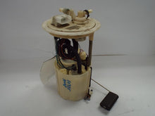 Load image into Gallery viewer, Fuel Pump Nissan Altima 2004 - MRK415065