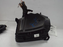 Load image into Gallery viewer, Fuse Box Kia Forte 2016 - MRK422694