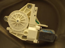 Load image into Gallery viewer, FRONT WINDOW REGULATOR Ford Freestyle 2005 05 2006 06 2007 07 Right - MRK423441