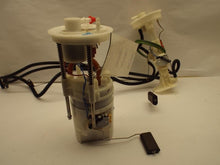 Load image into Gallery viewer, FUEL PUMP BMW X5 2007 07 2008 08 2009 09 2010 10 - MRK423680