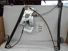 Load image into Gallery viewer, FRONT WINDOW REGULATOR BMW 540i 525i 530i 528i 97 98 99 00 01 - 03 Right - MRK442023