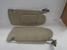 Load image into Gallery viewer, Interior Sun Visors Dodge Dakota 2001 - MRK442056