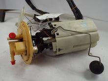 Load image into Gallery viewer, Fuel Pump Volvo XC70 S80 V60 2007 07 2008 08 2009 09 2010 10 2011 11 2012 12 - MRK442095