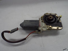 Load image into Gallery viewer, POWER WINDOW MOTOR Ford F150 F250 1999 99 2000 00 01 02 03 04 Left - MRK442789