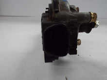 Load image into Gallery viewer, WIPER MOTOR TOYOTA CAMRY 2002 03 04 05 06 - MRK443694