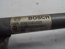 Load image into Gallery viewer, WIPER TRANSMISSION Mercedes ML320 ML55 99 00 01 - 05 - MRK443754