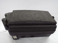 Load image into Gallery viewer, Fuse Box Chevrolet Colorado 2004 - MRK443759