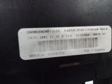 Load image into Gallery viewer, Fuse Box Dodge Caravan 2005 - MRK443997