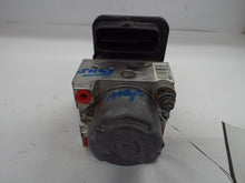 Load image into Gallery viewer, ABS PUMP Toyota Tundra 2005 05 2006 06 4x4 - MRK451567