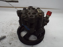 Load image into Gallery viewer, POWER STEERING PUMP SEQUOIA TUNDRA 2001 01 02 03 04 - 07 - MRK451606