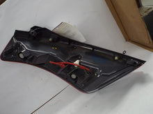 Load image into Gallery viewer, TAIL LIGHT LAMP ASSEMBLY Nissan Murano 2006 06 2007 07 Right - MRK452517