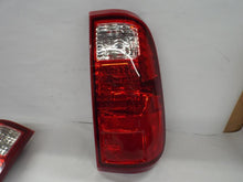 Load image into Gallery viewer, TAIL LIGHT LAMP ASSEMBLY F250SD Pickup F350SD Pickup 08-16 Right - MRK453210