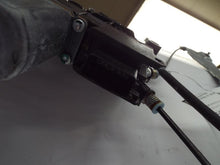 Load image into Gallery viewer, FRONT DOOR WINDOW REGULATOR CTS 08 09 10 11 12 13 14 Right - MRK453218
