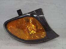 Load image into Gallery viewer, Parklamp BMW 325i 320i 330i 2002 02 2003 03 04 05 Right - MRK453437