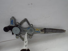 Load image into Gallery viewer, FRONT WINDOW REGULATOR Toyota Highlander 2001 01 02 03 04 05 06 07 Right - MRK453621