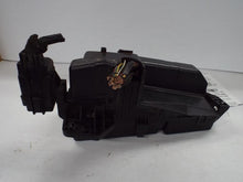 Load image into Gallery viewer, FUSE BOX Honda Accord 2003 03 2004 04 2005 05 2006 06 2007 07 - MRK453798