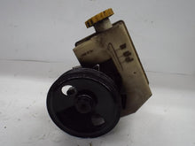 Load image into Gallery viewer, Power Steering Pump Jeep Liberty 2003 - MRK453827