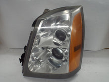 Load image into Gallery viewer, Headlight Lamp Assembly Cadillac SRX 2009 - MRK453909