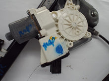 Load image into Gallery viewer, Front Window Regulator Cadillac SRX 2009 - MRK453910