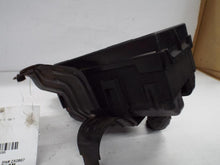 Load image into Gallery viewer, Fuse Box Ford Explorer 2004 - MRK454095