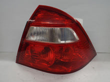 Load image into Gallery viewer, TAIL LIGHT LAMP ASSEMBLY Ford Five Hundred 05 06 07 Right - MRK454280