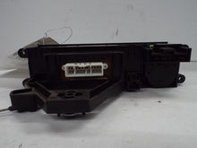 Load image into Gallery viewer, Temperature Controls Subaru Legacy 1998 - MRK454396