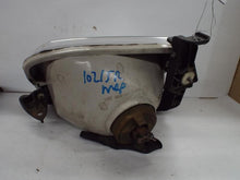 Load image into Gallery viewer, HEADLIGHT LAMP ASSEMBLY 2001 01 2002 02 2003 03 2004 04 Right - MRK454437