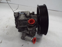 Load image into Gallery viewer, POWER STEERING PUMP SAAB 9-5 1999 99 00 01 02 03 04 05 - MRK454600