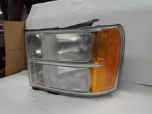 Load image into Gallery viewer, HEADLIGHT LAMP ASSEMBLY Sierra 1500 Pickup Sierra 2500 Pickup 07-14 Left - MRK454634