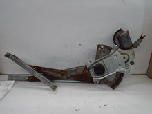 Load image into Gallery viewer, POWER WINDOW MOTOR F250 F50 F150 F450 Bronco 1992 92 1993 93 94 95 Right - MRK454759