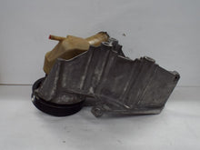Load image into Gallery viewer, POWER STEERING PUMP Bronco F100 F250 78 79 - 94 95 96 - MRK454765