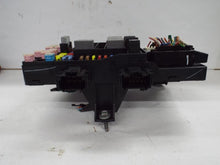 Load image into Gallery viewer, Fuse Box FORD F150 PICKUP 2006 - MRK454808