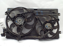 Load image into Gallery viewer, RADIATOR FAN ASSEMBLY Beetle 98 99 00 01 02 03 04 05 - MRK455194