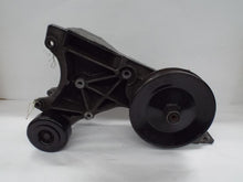 Load image into Gallery viewer, Power Steering Pump EXPRESS 2500 VAN 2005 - MRK455643