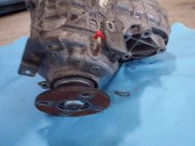Load image into Gallery viewer, TRANSFER CASE Q50 Q60 2014 14 2015 15 2016 16 2017 17 2018 18 - MRK455731
