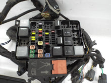 Load image into Gallery viewer, Fuse Box TRANSIT 250 2016 - MRK456056