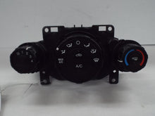 Load image into Gallery viewer, TEMPERATURE CONTROLS Ford Fiesta 2011 11 2012 12 2013 13 - MRK456357