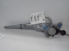Load image into Gallery viewer, Front Window Regulator Pontiac Vibe 2010 - MRK456386