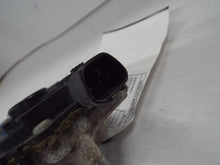 Load image into Gallery viewer, Windshield Wiper Motor Pontiac Vibe 2010 - MRK456405